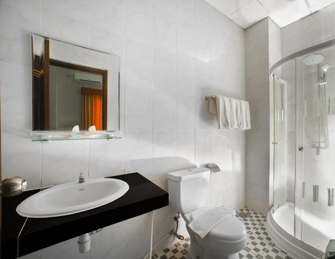 Ciptaningati Hotel Batu  Exteriör bild